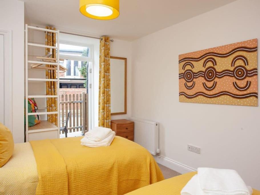 2 Central, Spacious, Apartment With Private Patio Sidmouth Exterior foto